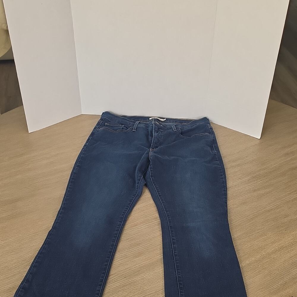 Levi's Women's 315 Shaping Bootcut Jeans Size 32 L 34 Denim Waterless